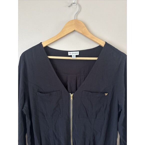 GUESS Women’s Black Romper Size M Rolled Sleeve Gold Zip Front One Piece - Picture 4 of 7